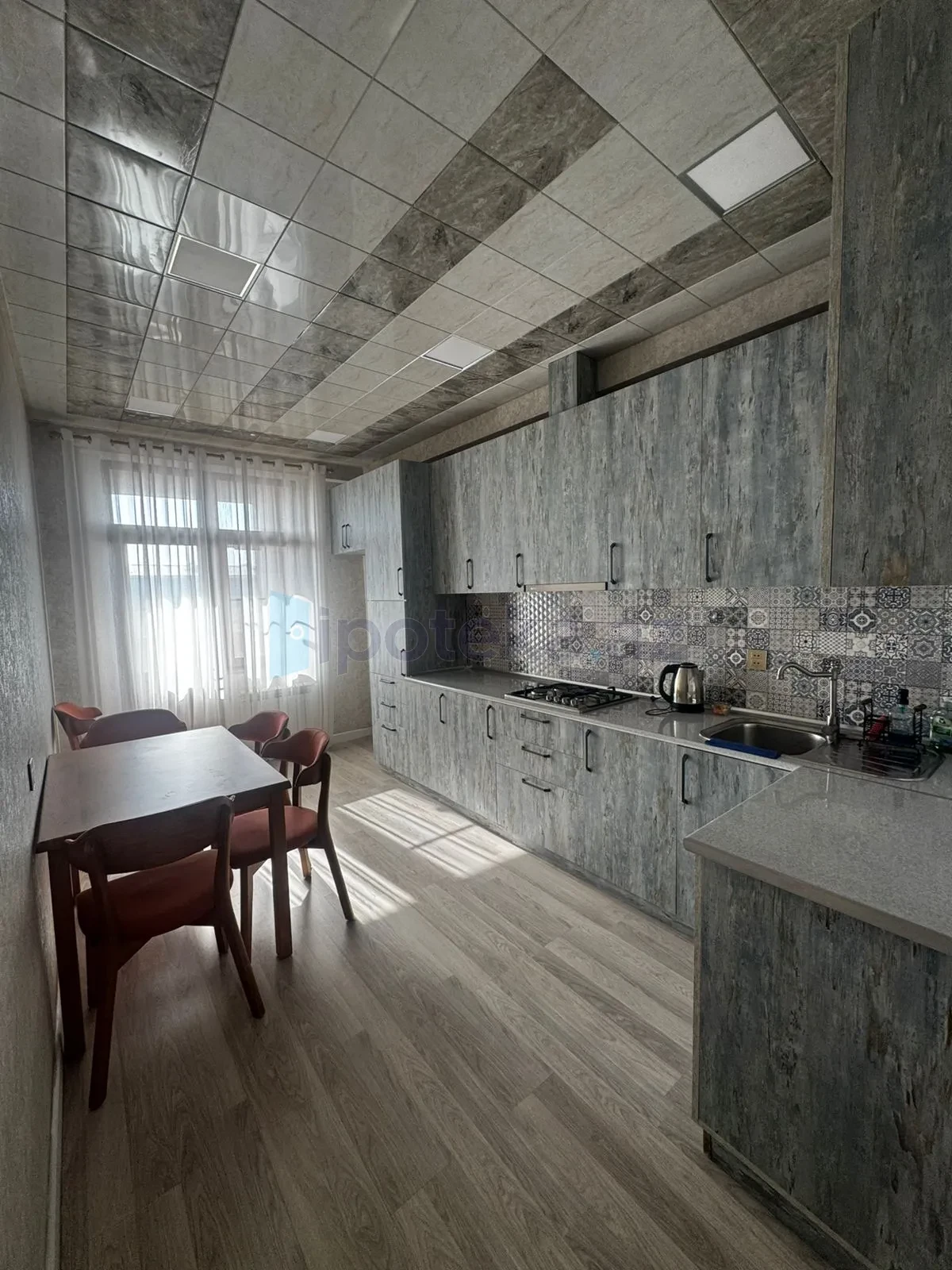 Satılır 2 otaqlı yeni tikili 86 m²