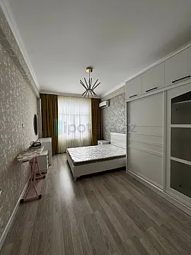 Satılır 2 otaqlı yeni tikili 86 m²