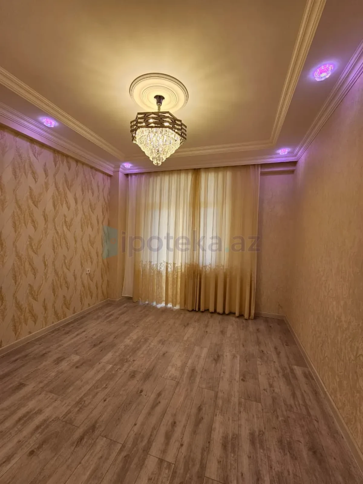 Satılır 3 otaqlı yeni tikili 92 m²