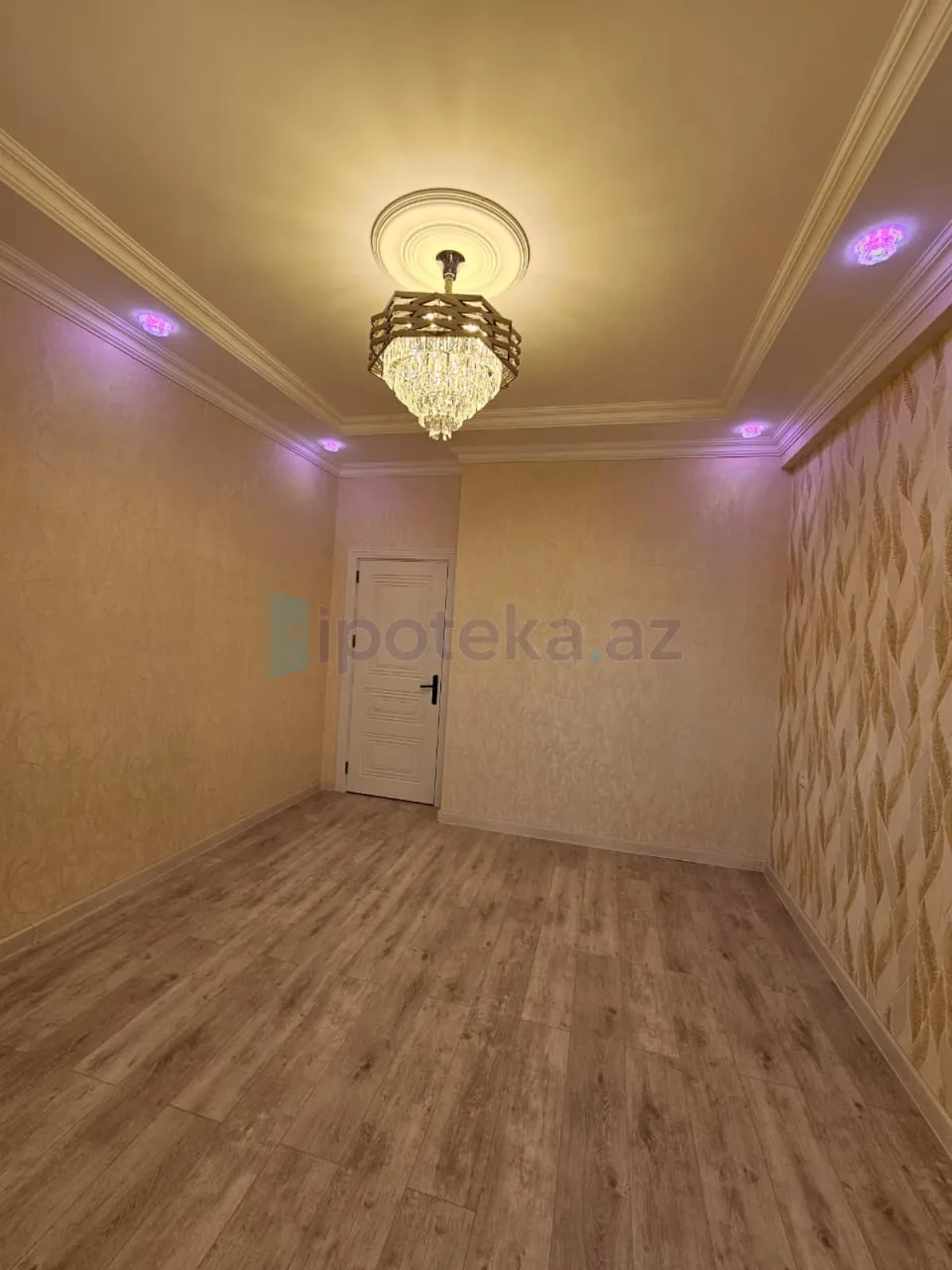 Satılır 3 otaqlı yeni tikili 92 m²