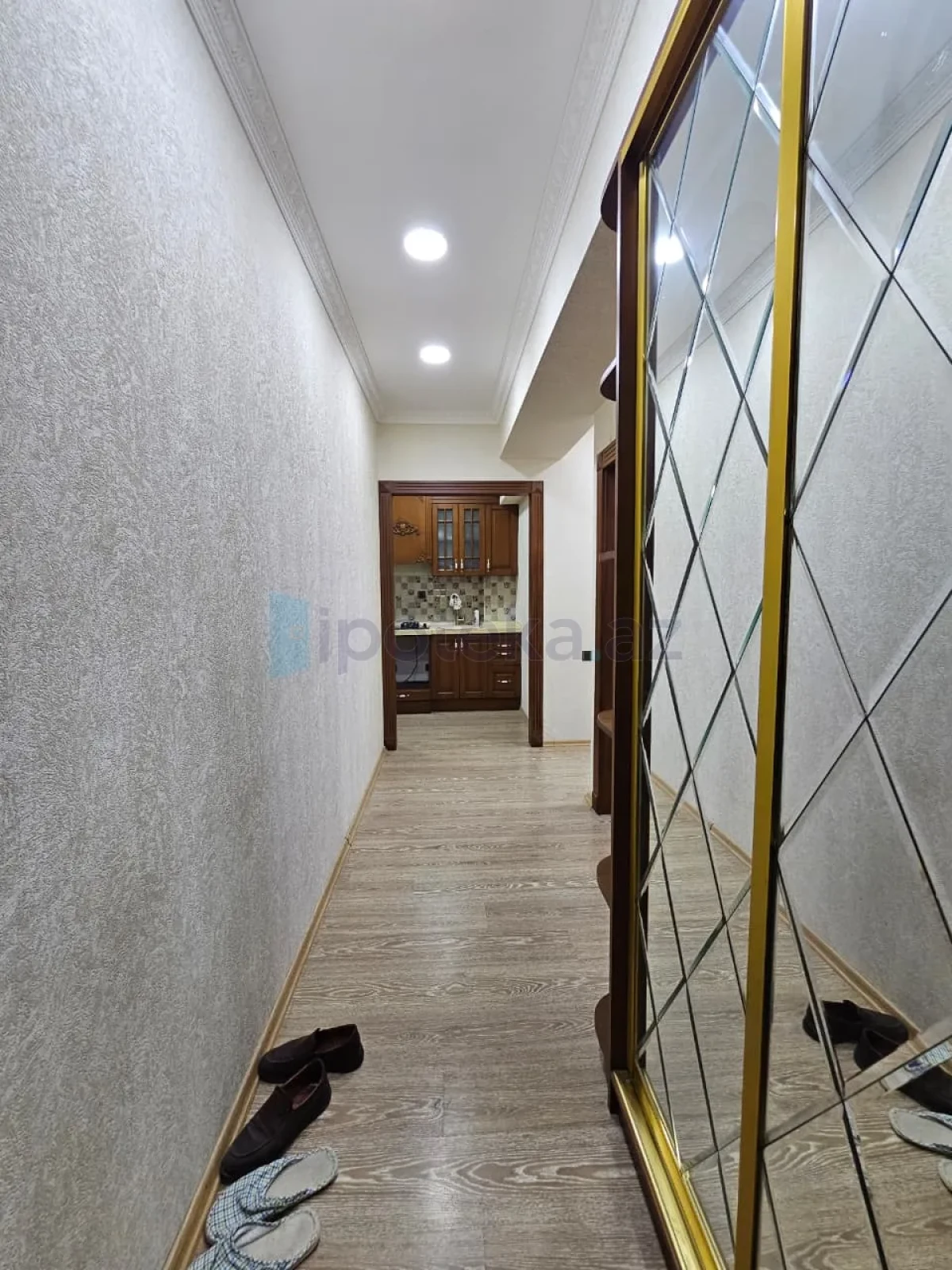 Satılır 2 otaqlı yeni tikili 500 m²