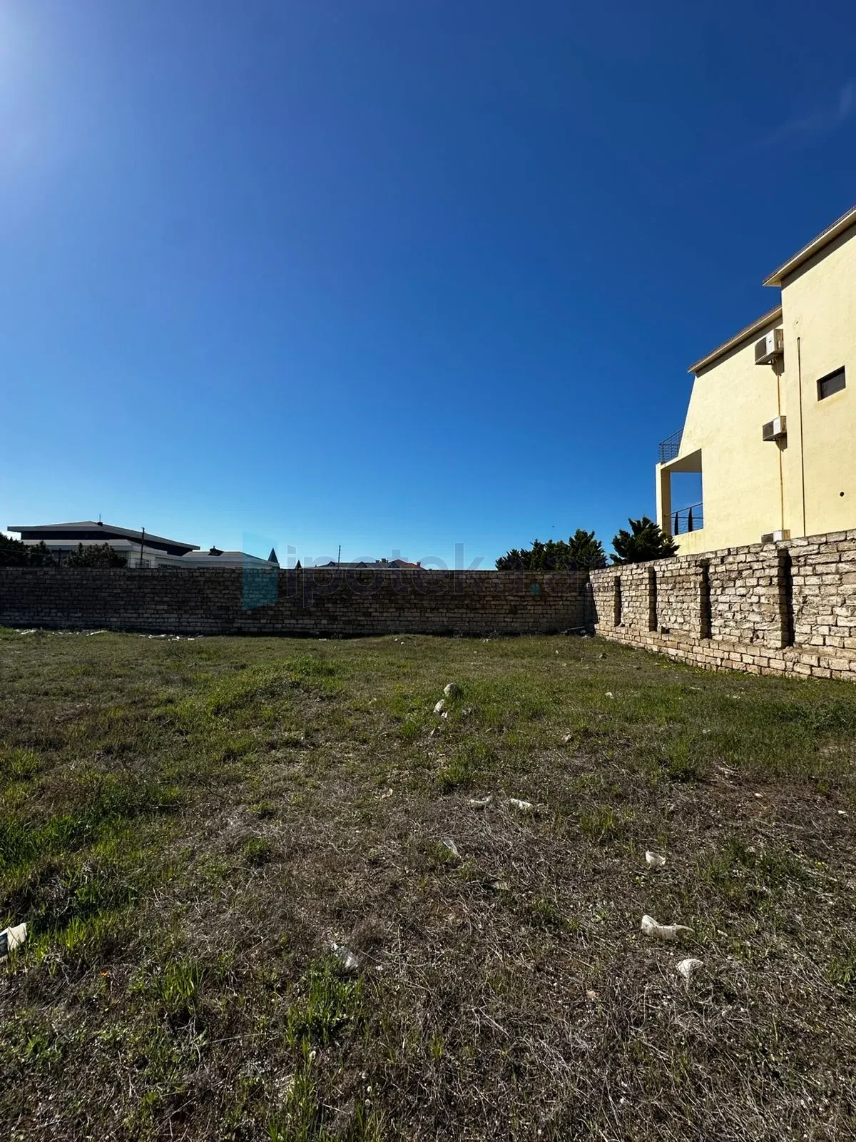 Satılır torpaq sahəsi 8 m²