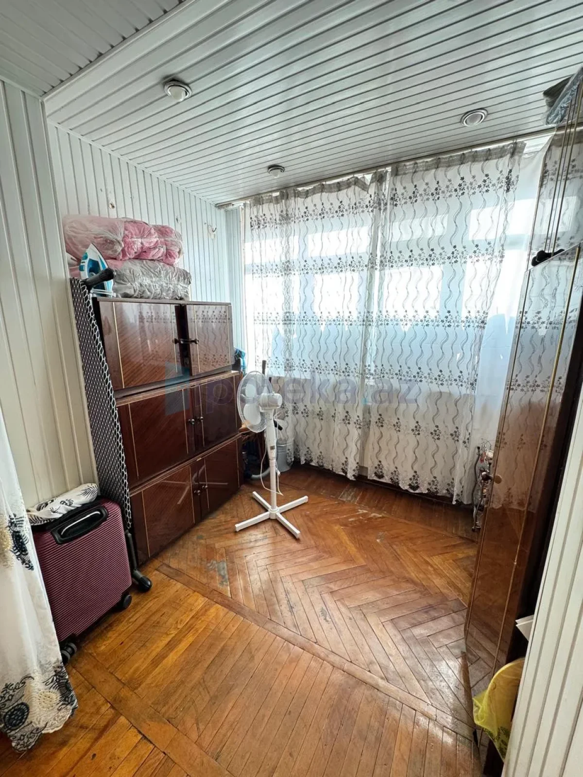 Satılır 2 otaqlı köhnə tikili 60 m²