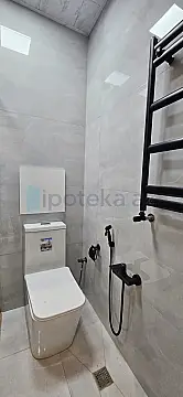 Satılır 3 otaqlı köhnə tikili 75 m²