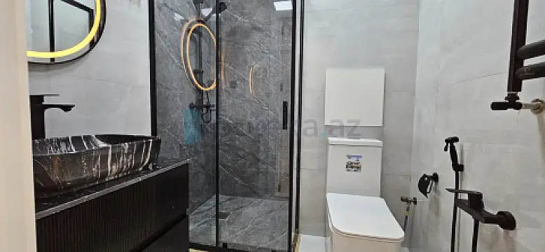 Satılır 3 otaqlı köhnə tikili 75 m²
