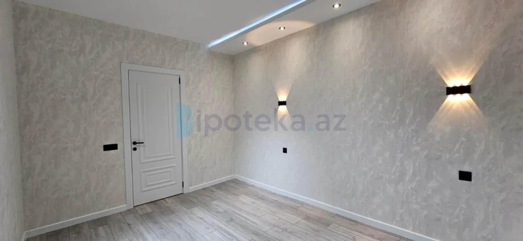 Satılır 3 otaqlı köhnə tikili 75 m²