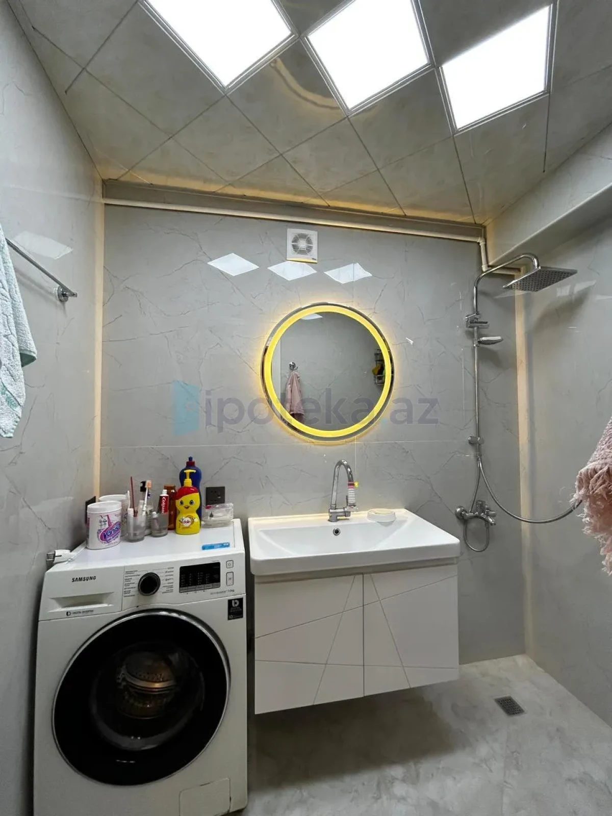 Satılır 3 otaqlı köhnə tikili 75 m²