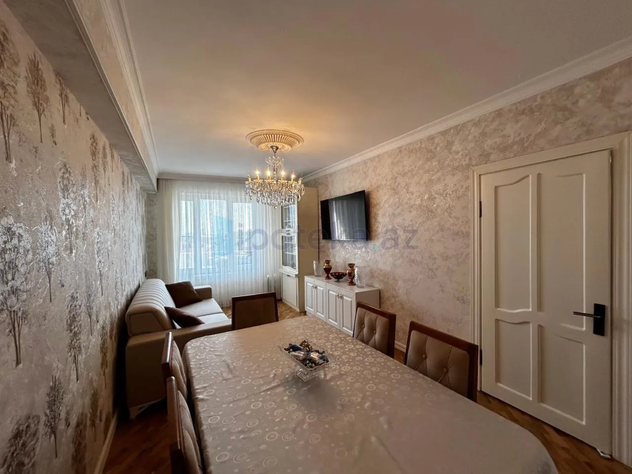 Satılır 3 otaqlı köhnə tikili 75 m²