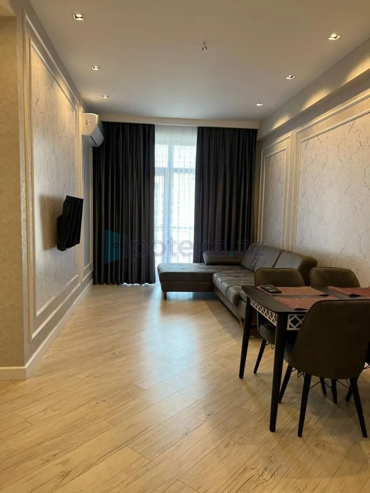 Satılır 3 otaqlı yeni tikili 90 m²