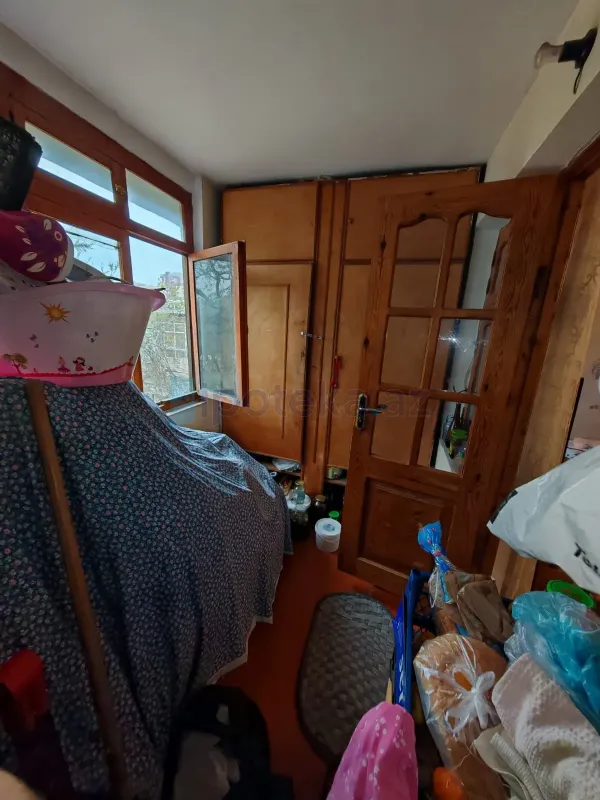 Satılır 2 otaqlı köhnə tikili 48 m²