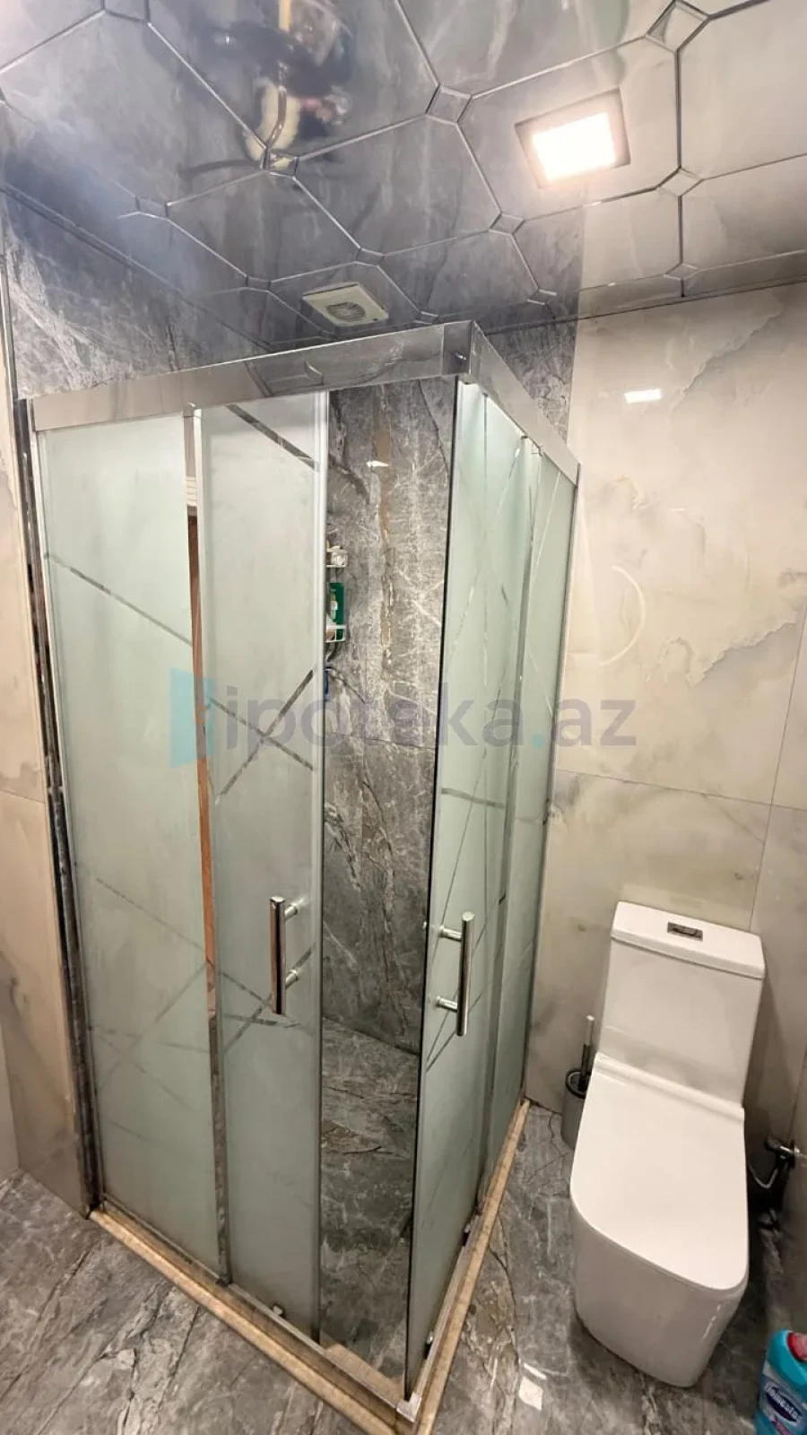 Satılır 3 otaqlı köhnə tikili 80 m²