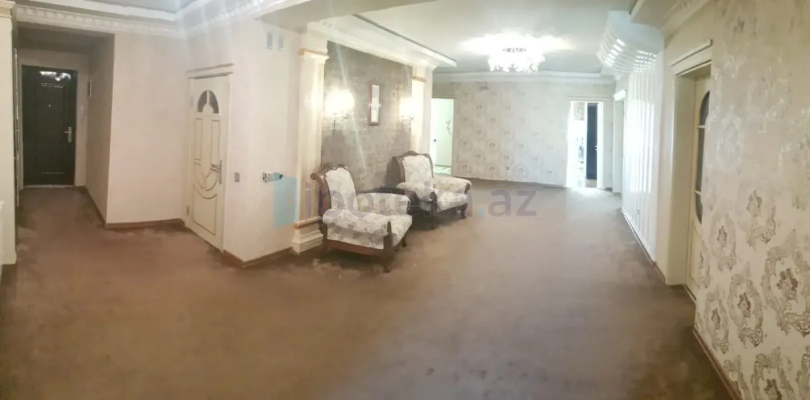 Satılır 5 otaqlı yeni tikili 250 m²