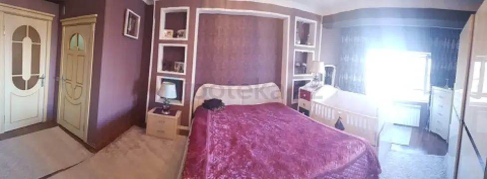 Satılır 5 otaqlı yeni tikili 250 m²