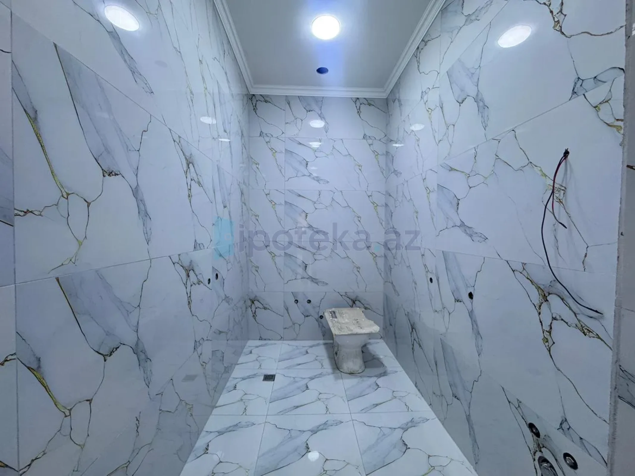 Satılır 2 otaqlı yeni tikili 81 m²