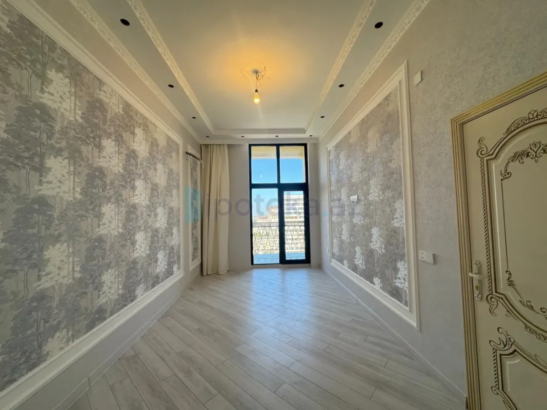 Satılır 2 otaqlı yeni tikili 81 m²