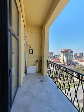 Satılır 2 otaqlı yeni tikili 81 m²