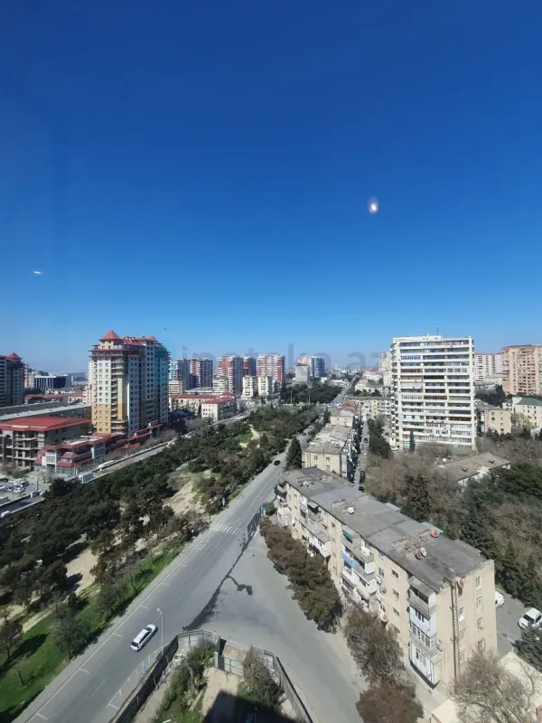 Satılır 2 otaqlı yeni tikili 81 m²