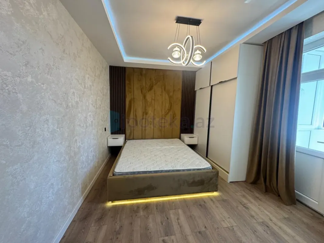 Satılır 2 otaqlı köhnə tikili 60 m²