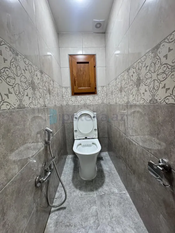 Satılır 2 otaqlı köhnə tikili 60 m²