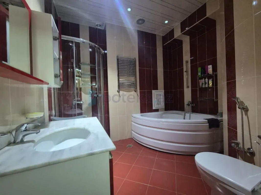 Satılır 3 otaqlı yeni tikili 114 m²