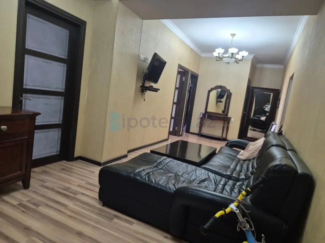 Satılır 3 otaqlı yeni tikili 114 m²