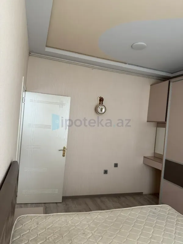 Satılır 3 otaqlı yeni tikili 75 m²