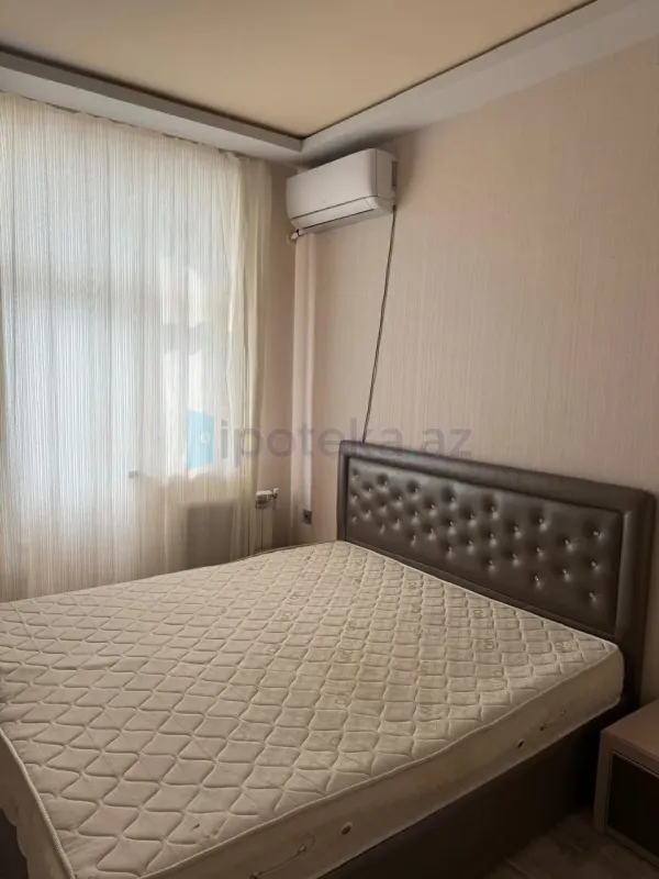 Satılır 3 otaqlı yeni tikili 75 m²