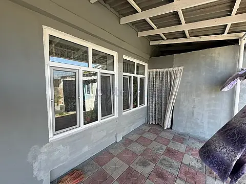 Satılır 6 otaqlı həyət evi 145 m²