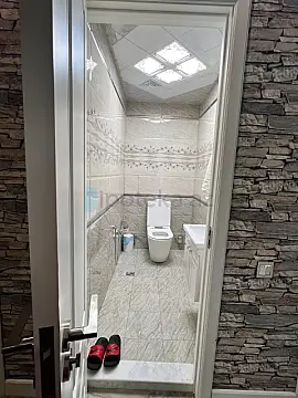 Satılır 3 otaqlı yeni tikili 135 m²