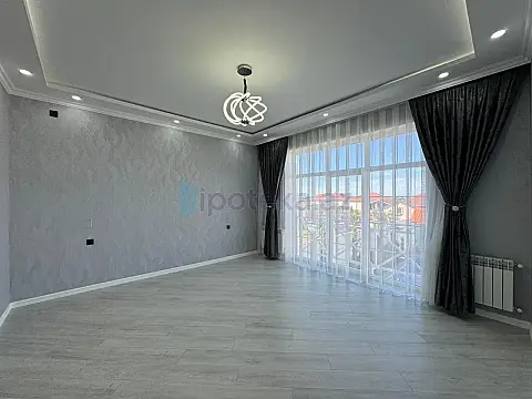 Satılır 5 otaqlı mənzil 290 m²