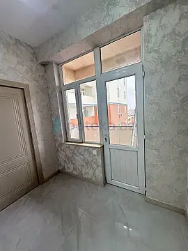 Satılır 2 otaqlı yeni tikili 60 m²