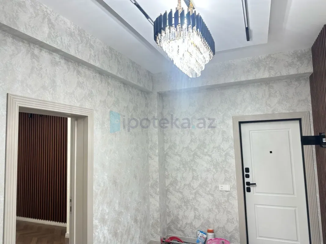 Satılır 2 otaqlı yeni tikili 60 m²