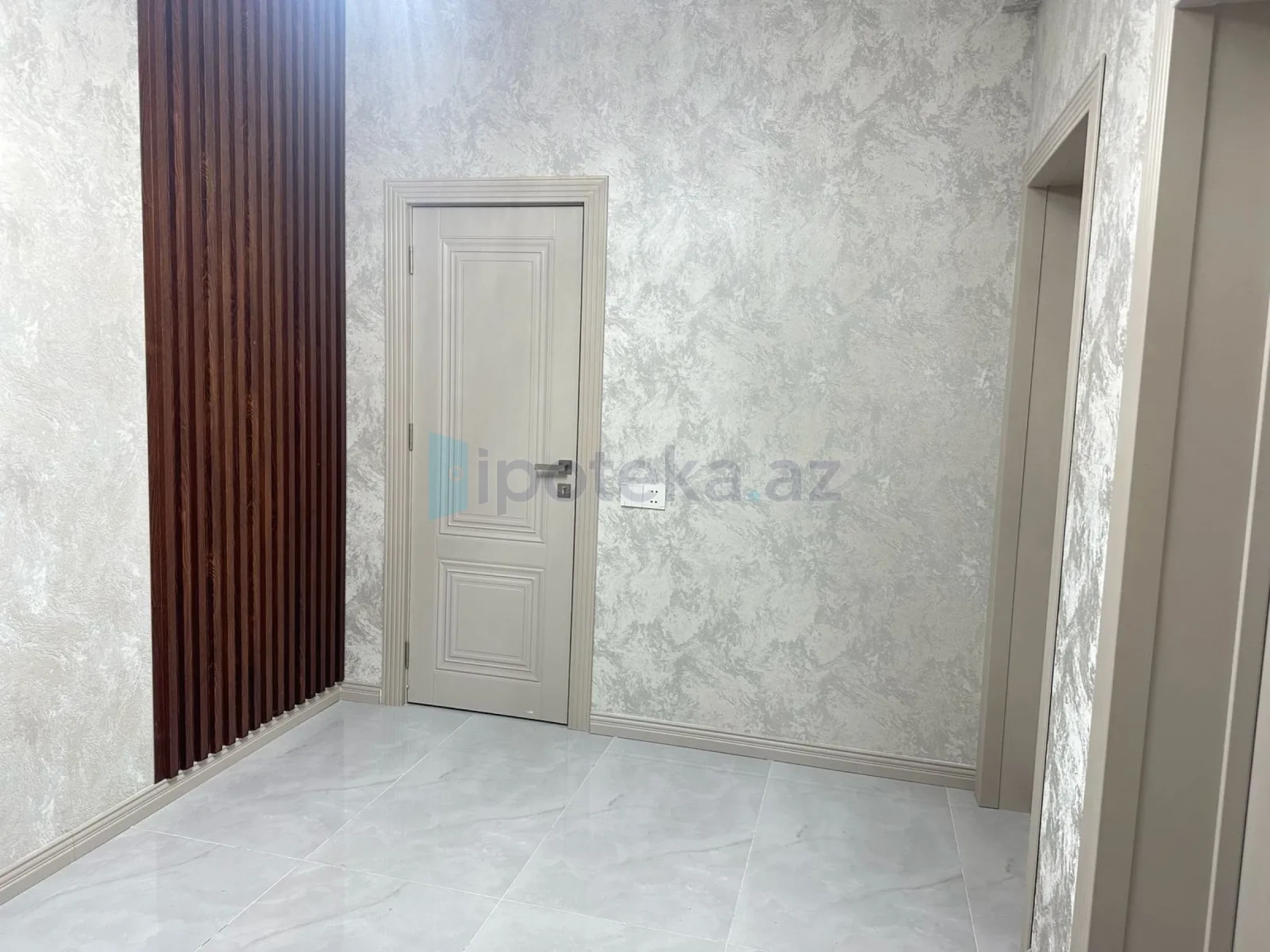 Satılır 2 otaqlı yeni tikili 60 m²