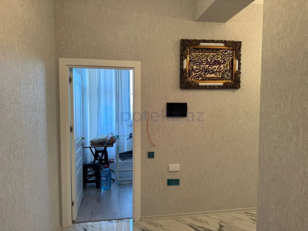 Satılır 2 otaqlı yeni tikili 64 m²