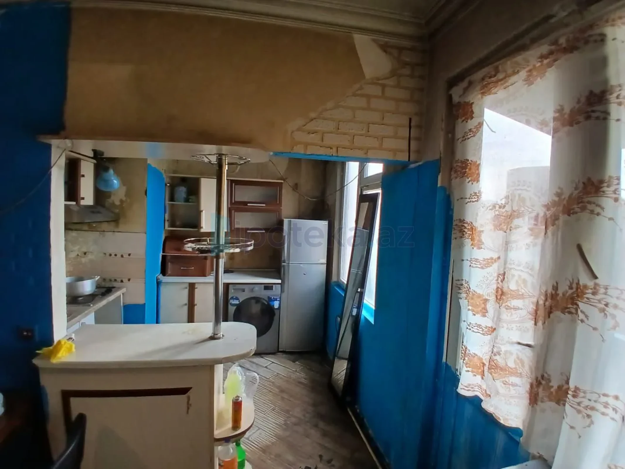 Satılır 3 otaqlı köhnə tikili 57 m²