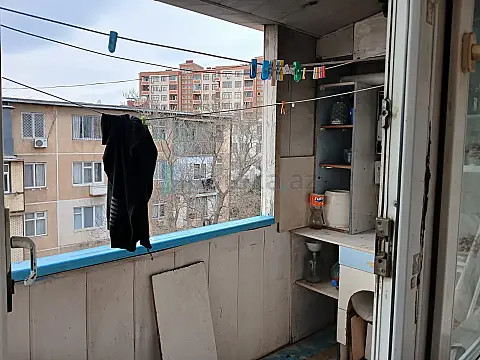 Satılır 3 otaqlı köhnə tikili 57 m²