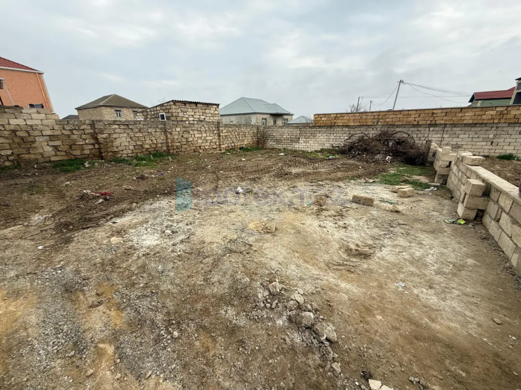 Satılır torpaq sahəsi 2 m²