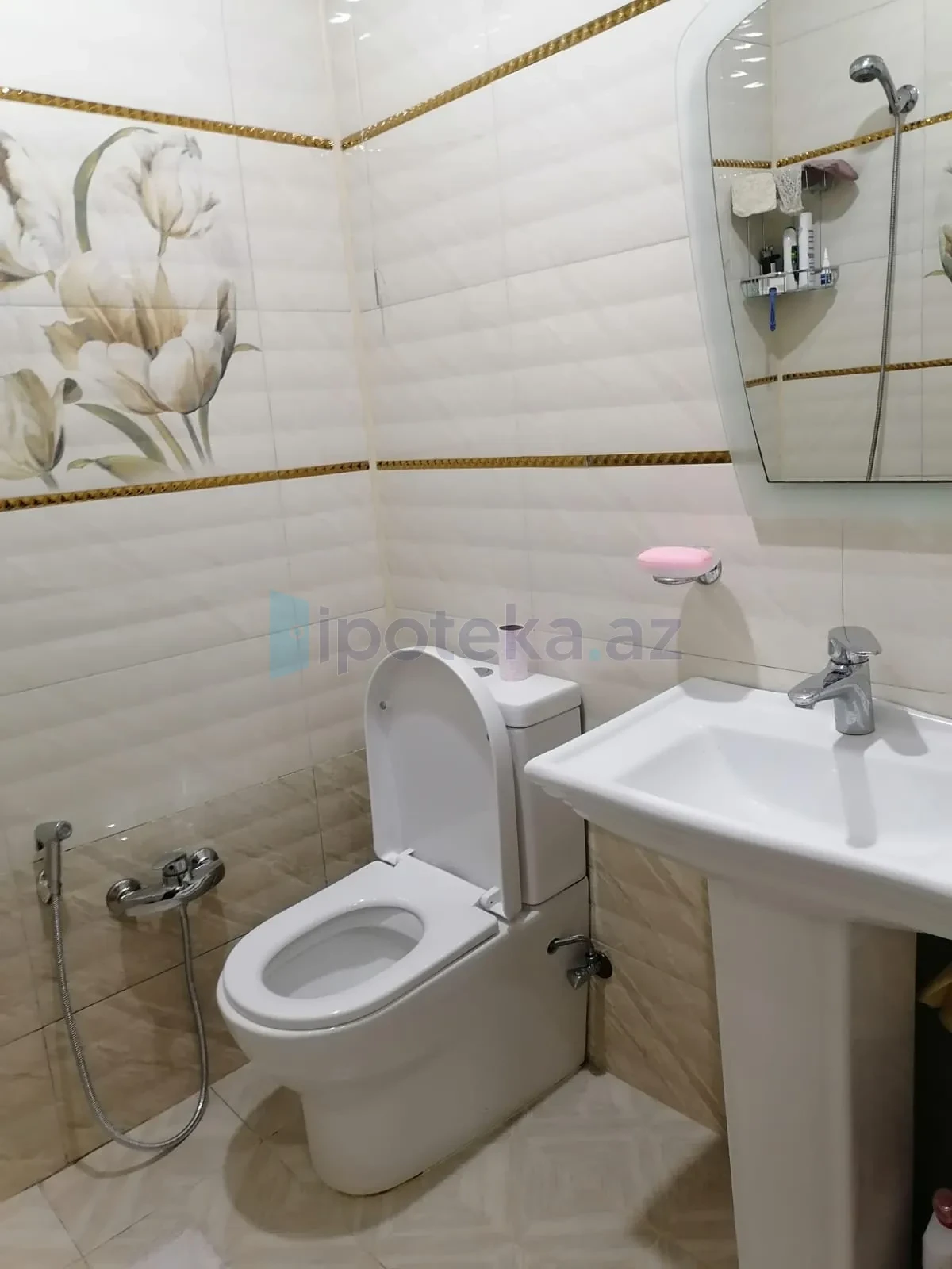 Satılır 1 otaqlı köhnə tikili 44.4 m²