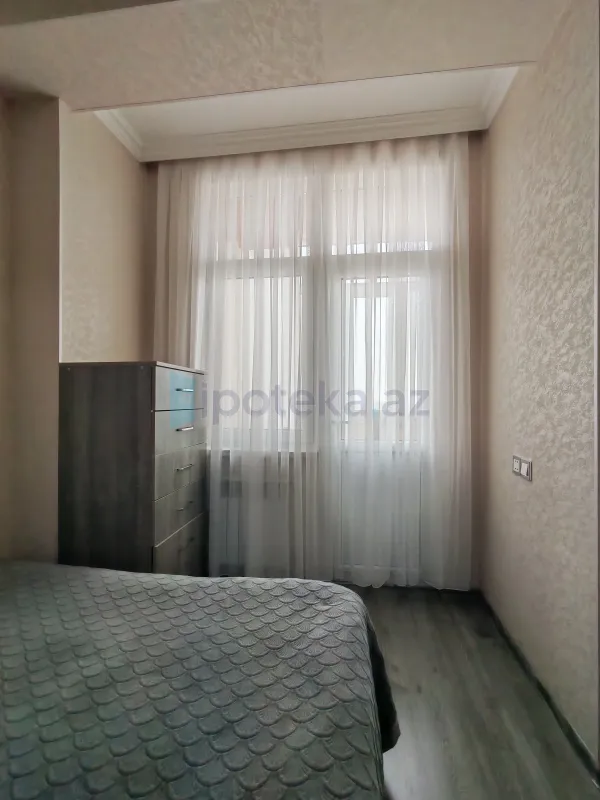 Satılır 3 otaqlı yeni tikili 73 m²