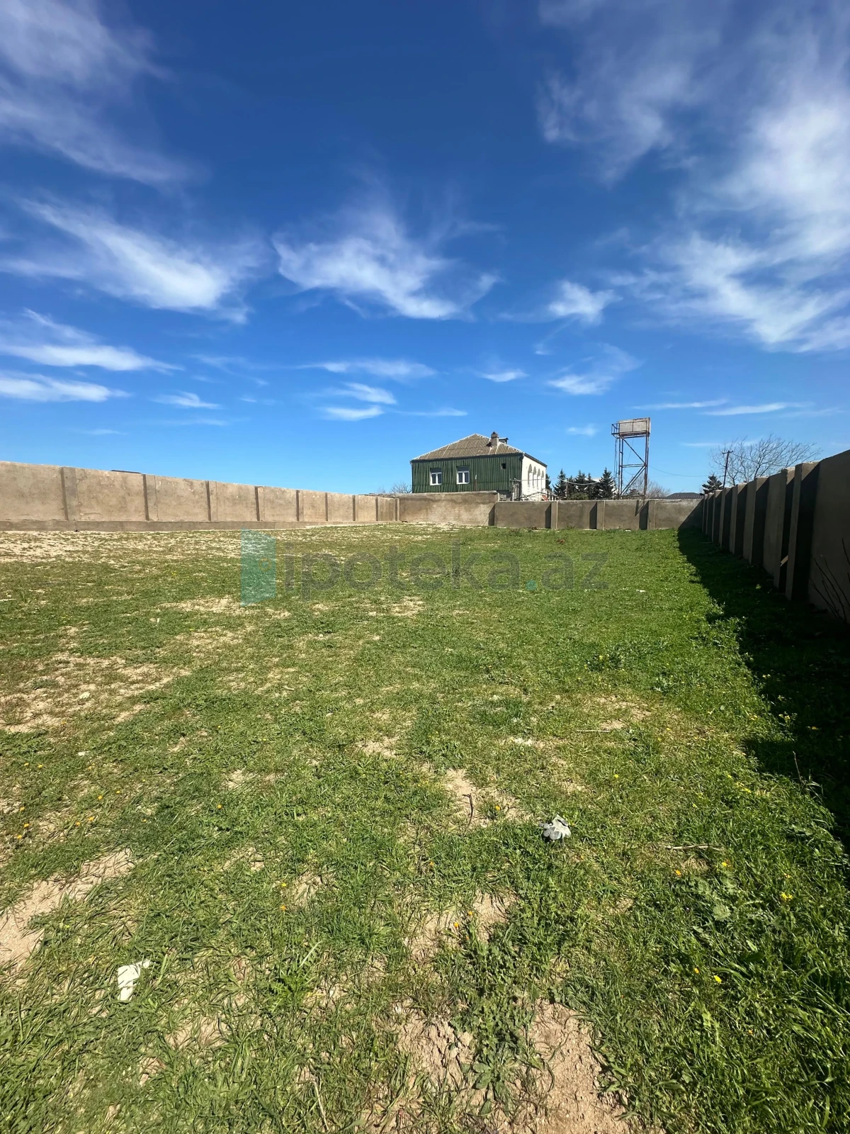 Satılır torpaq sahəsi 12 m²