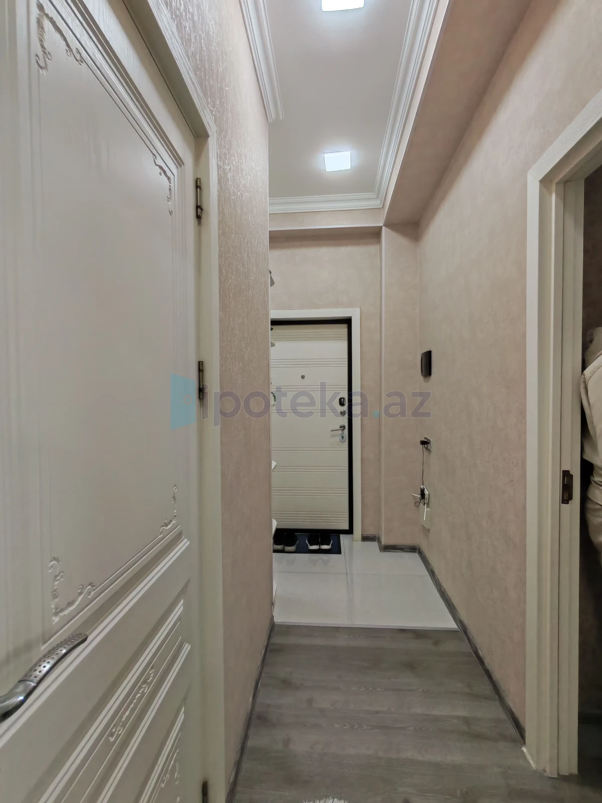 Satılır 3 otaqlı yeni tikili 73 m²