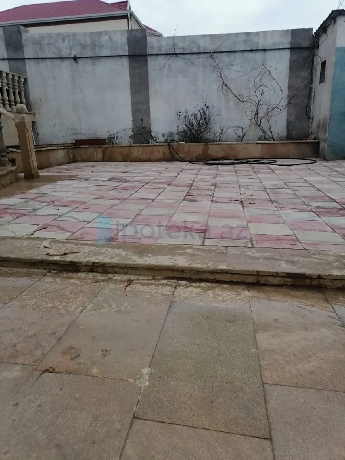 Satılır 6 otaqlı həyət evi 202 m²