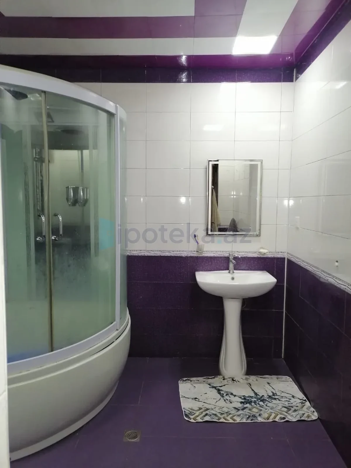 Satılır 6 otaqlı həyət evi 202 m²