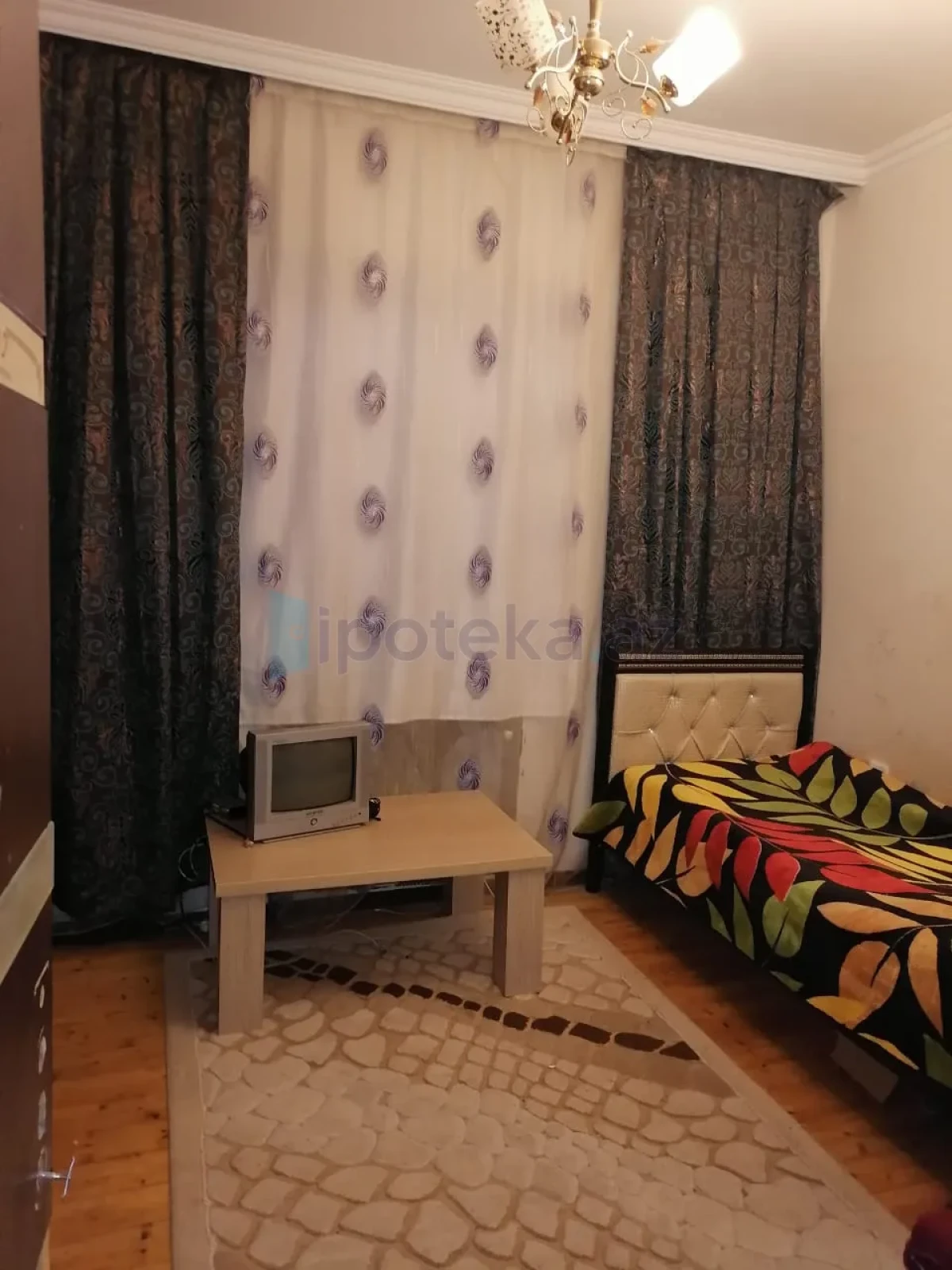 Satılır 6 otaqlı həyət evi 202 m²