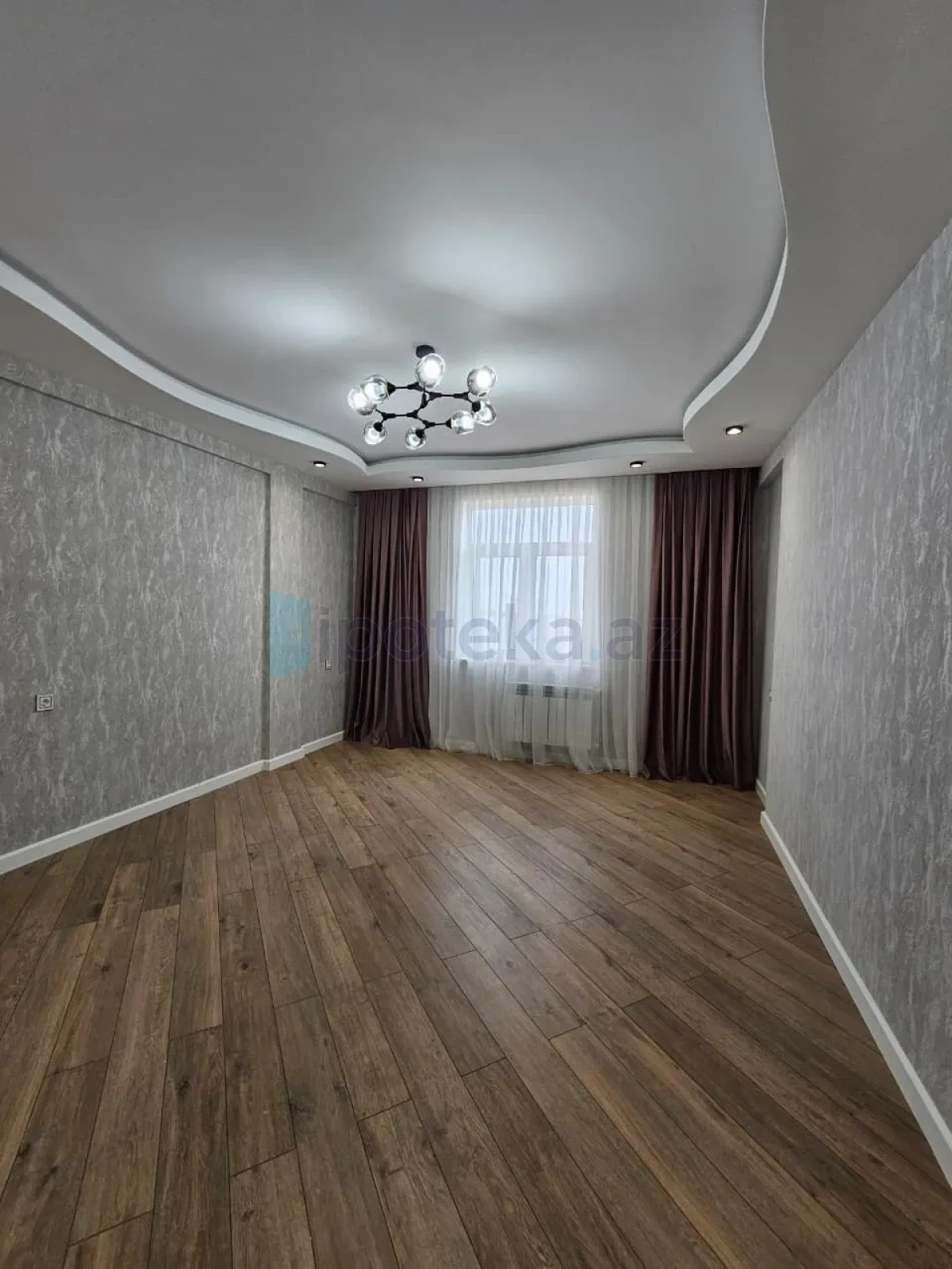 Satılır 4 otaqlı yeni tikili 170 m²