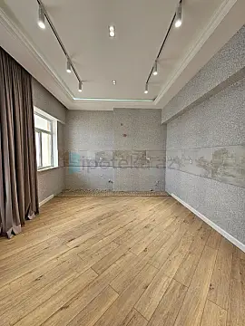 Satılır 4 otaqlı yeni tikili 170 m²