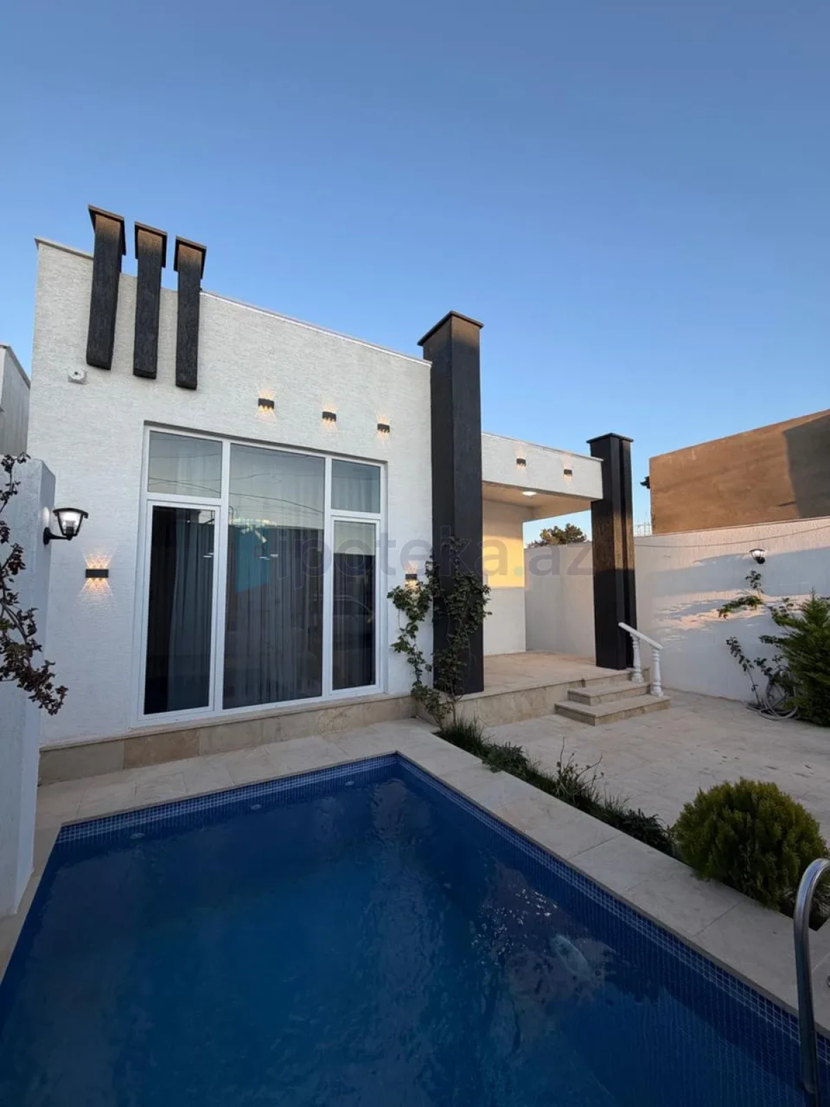 Satılır 3 otaqlı mənzil 100 m²