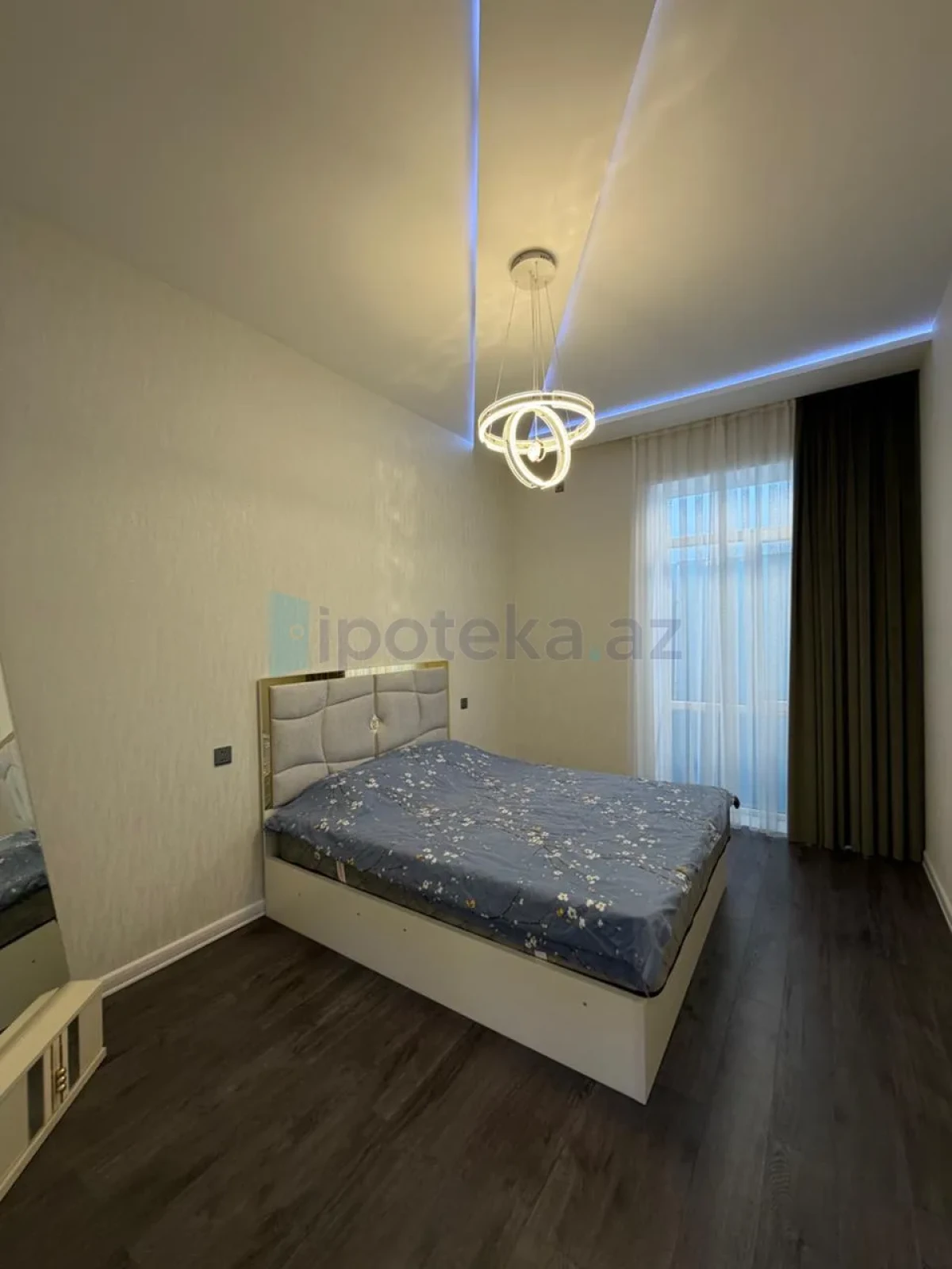 Satılır 3 otaqlı mənzil 100 m²