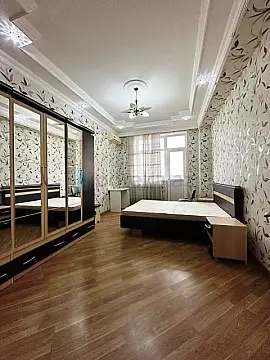 Satılır 3 otaqlı yeni tikili 125 m²