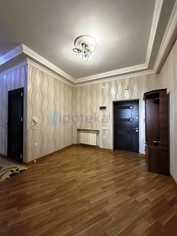 Satılır 3 otaqlı yeni tikili 125 m²